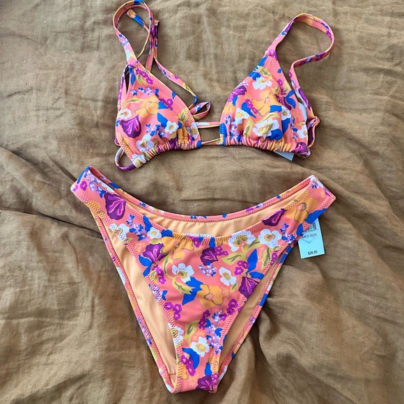 PacSun Bathing Suit - Picture 3 of 5